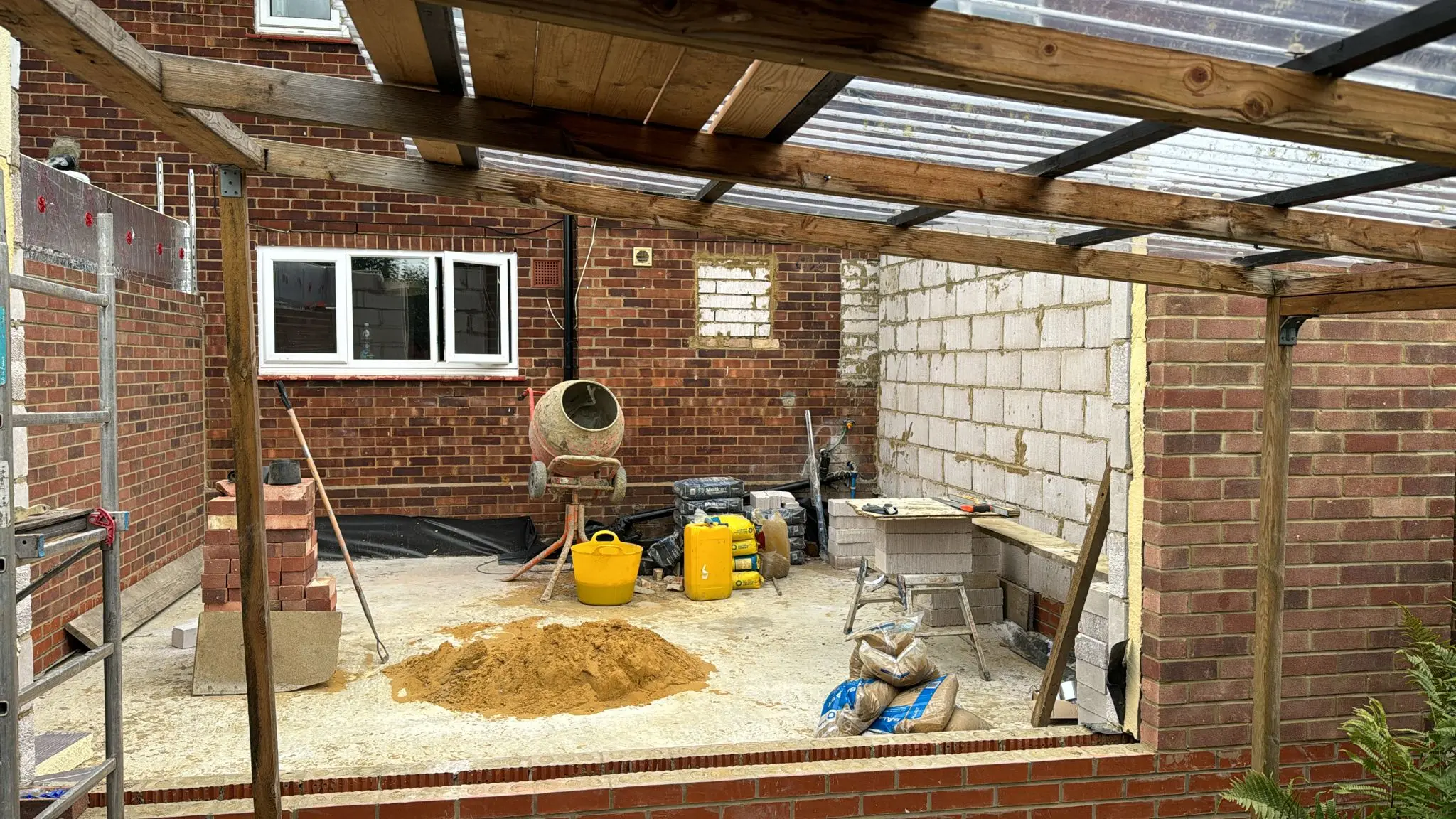 Dunstable Rear Extension Red Finish